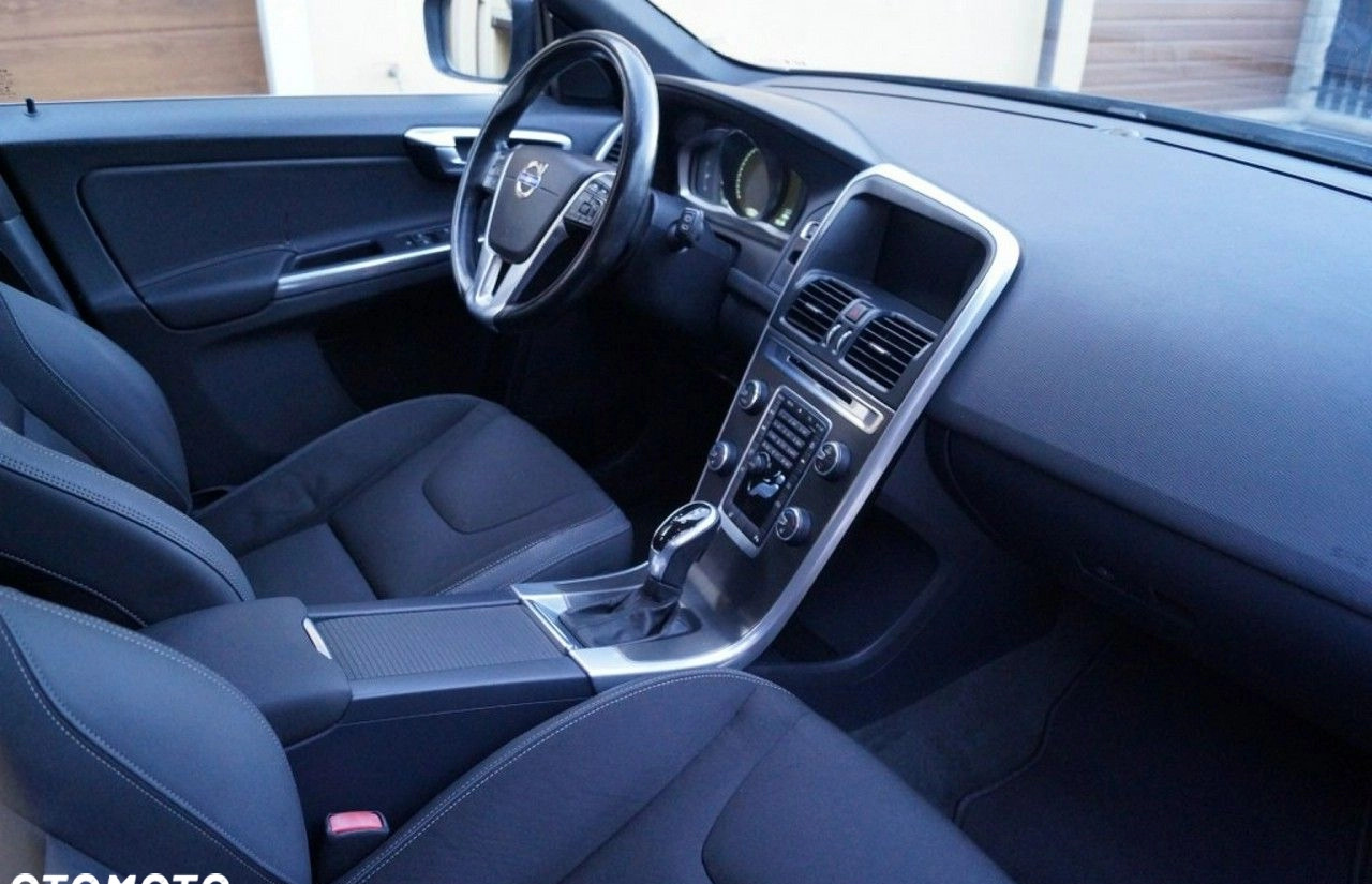 Volvo XC 60 cena 59900 przebieg: 178000, rok produkcji 2014 z Rypin małe 326